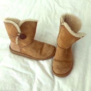 Single button fold down UGG booties